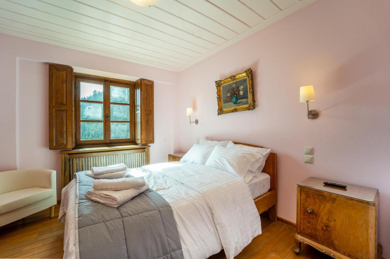 Maisonette Korfes-Κορφές-Μ Δύο Αυτόνομοι Όρoφοι Της Βίλας Κορφές Για Οικογένειες Και Μικρές Παρέες Karpenísion Екстериор снимка