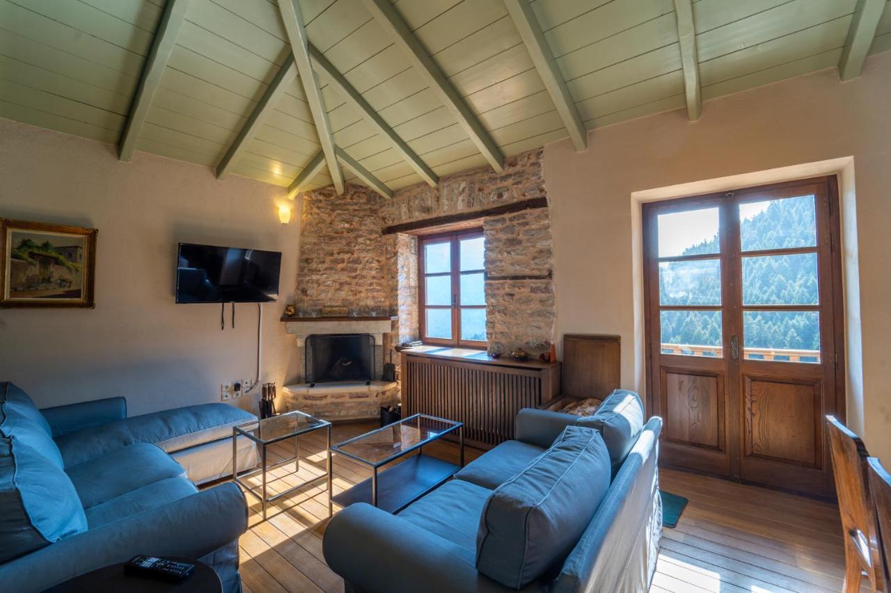 Maisonette Korfes-Κορφές-Μ Δύο Αυτόνομοι Όρoφοι Της Βίλας Κορφές Για Οικογένειες Και Μικρές Παρέες Karpenísion Екстериор снимка