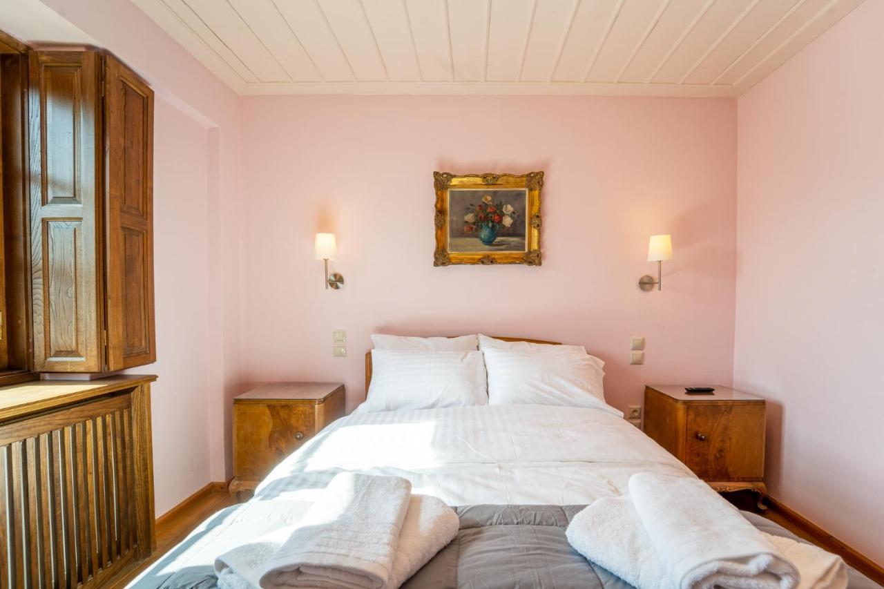 Maisonette Korfes-Κορφές-Μ Δύο Αυτόνομοι Όρoφοι Της Βίλας Κορφές Για Οικογένειες Και Μικρές Παρέες Karpenísion Екстериор снимка